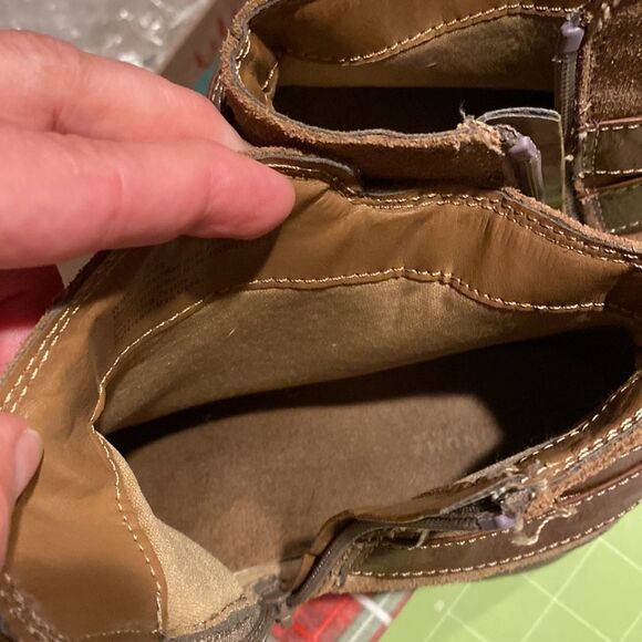 Sonoma Taupe Ankle Boot- 9 - Picture 5 of 5